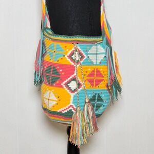 Handwoven mochila bag Wayuu-Style Shoulder boho hipie chic handmade tribal